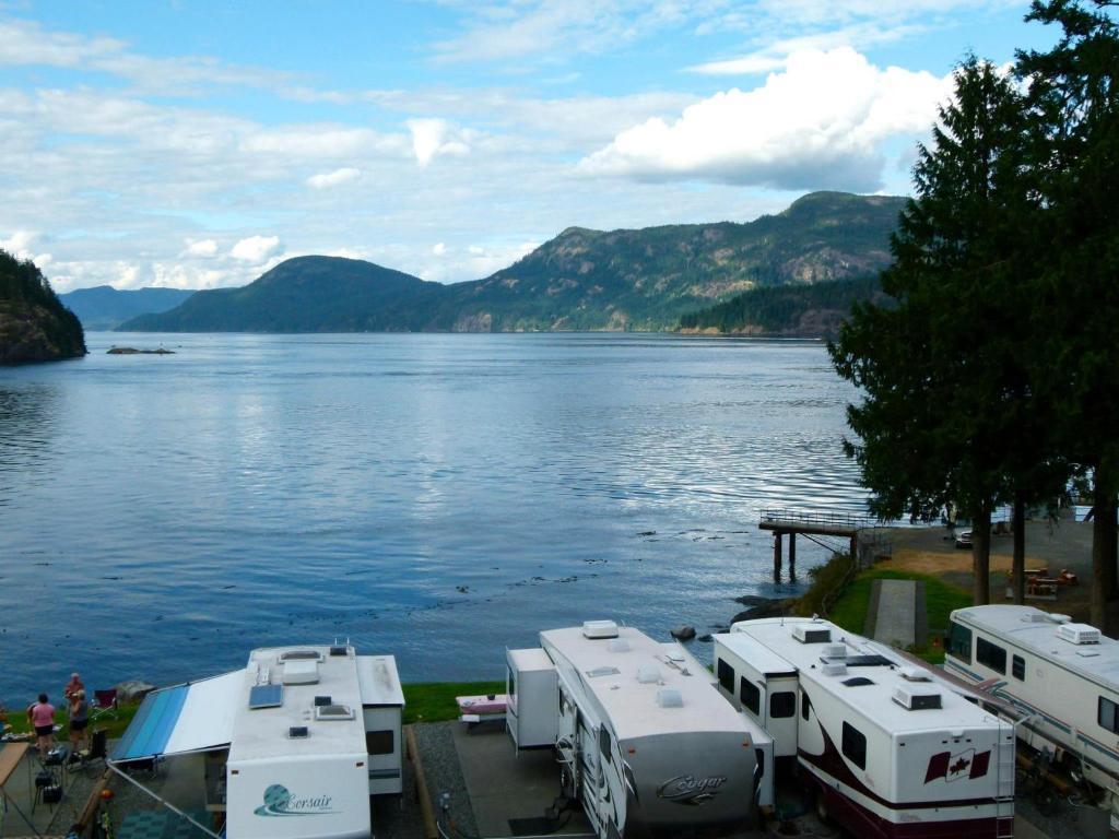 Brown'S Bay Resort Campbell River Esterno foto